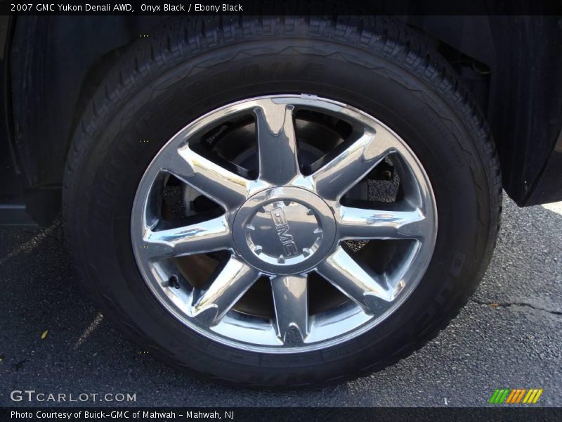 Onyx Black / Ebony Black 2007 GMC Yukon Denali AWD