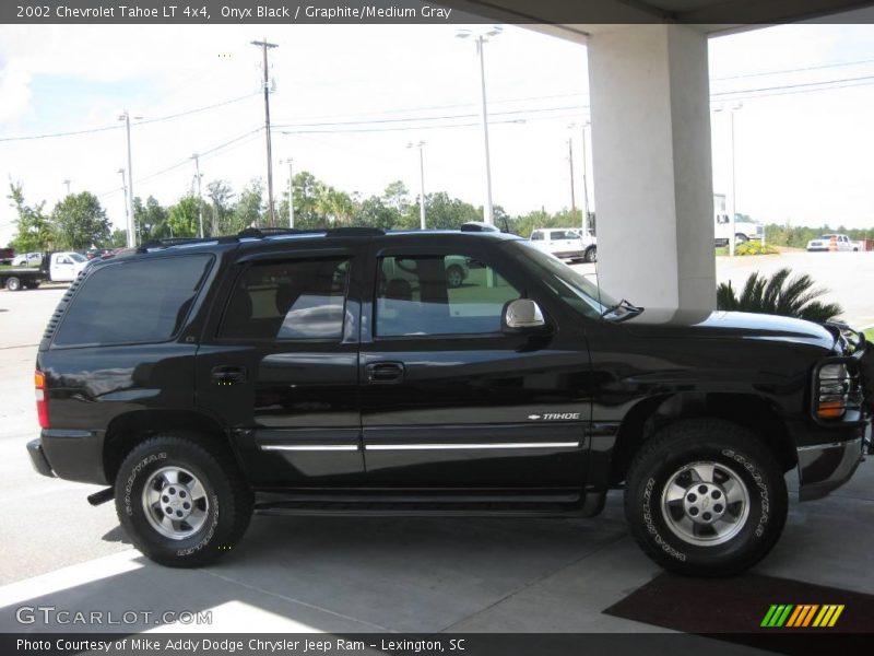 Onyx Black / Graphite/Medium Gray 2002 Chevrolet Tahoe LT 4x4