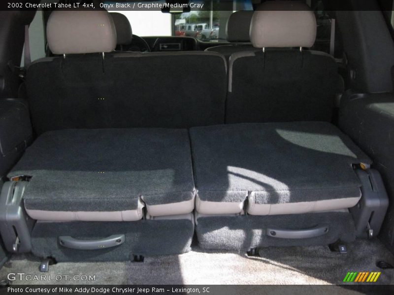 Onyx Black / Graphite/Medium Gray 2002 Chevrolet Tahoe LT 4x4