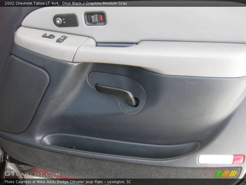 Onyx Black / Graphite/Medium Gray 2002 Chevrolet Tahoe LT 4x4