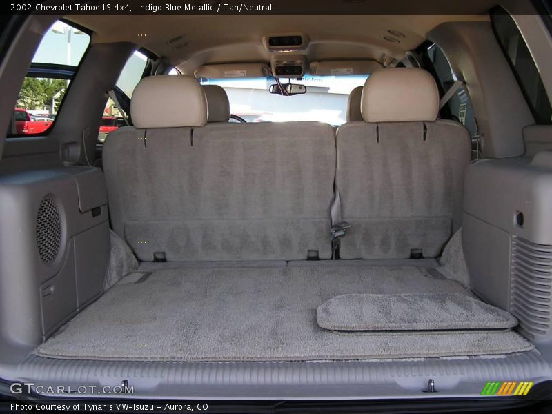 Indigo Blue Metallic / Tan/Neutral 2002 Chevrolet Tahoe LS 4x4