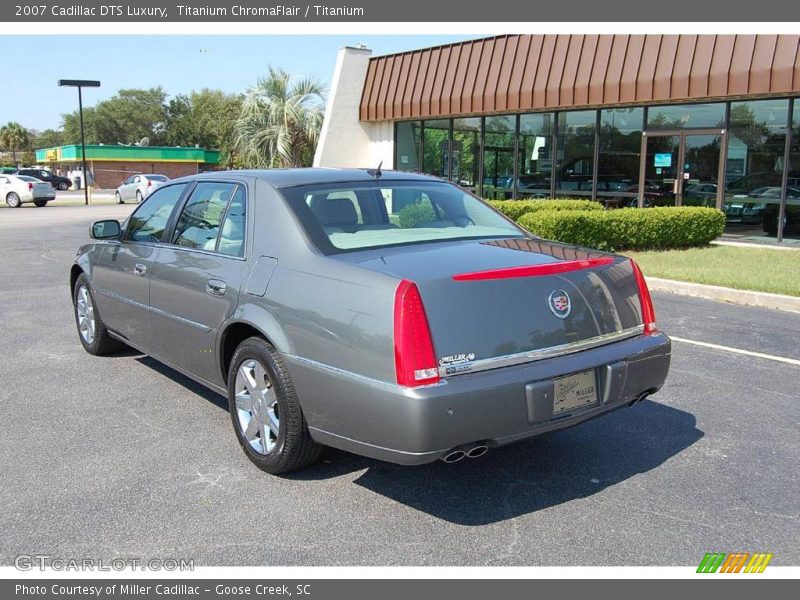 Titanium ChromaFlair / Titanium 2007 Cadillac DTS Luxury