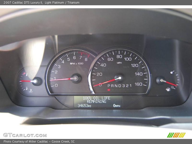 Light Platinum / Titanium 2007 Cadillac DTS Luxury II