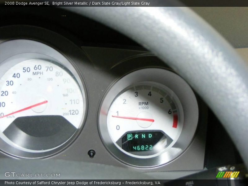 Bright Silver Metallic / Dark Slate Gray/Light Slate Gray 2008 Dodge Avenger SE