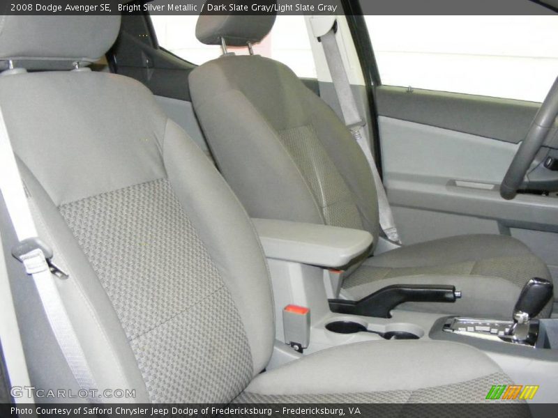 Bright Silver Metallic / Dark Slate Gray/Light Slate Gray 2008 Dodge Avenger SE