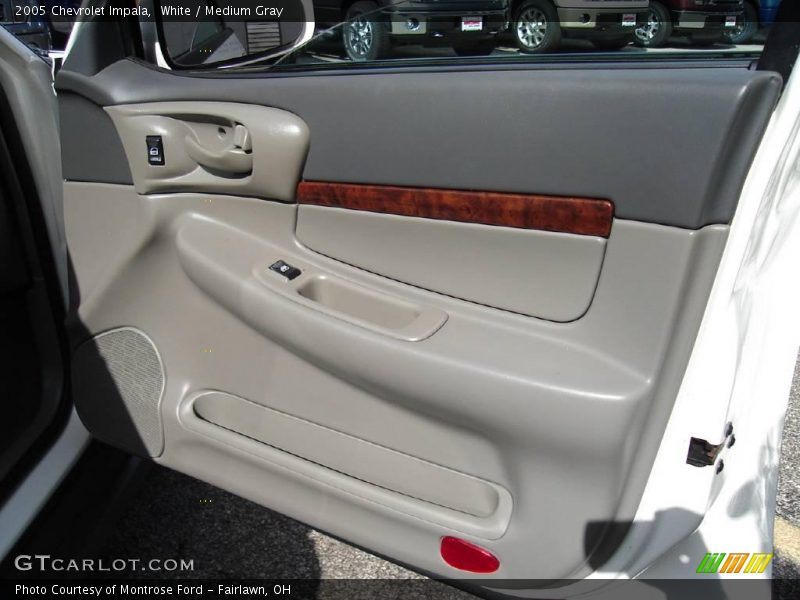White / Medium Gray 2005 Chevrolet Impala