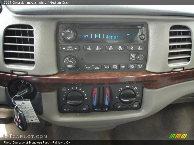 White / Medium Gray 2005 Chevrolet Impala