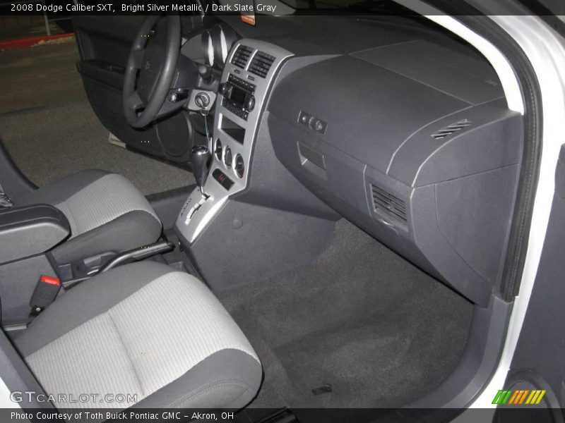 Bright Silver Metallic / Dark Slate Gray 2008 Dodge Caliber SXT