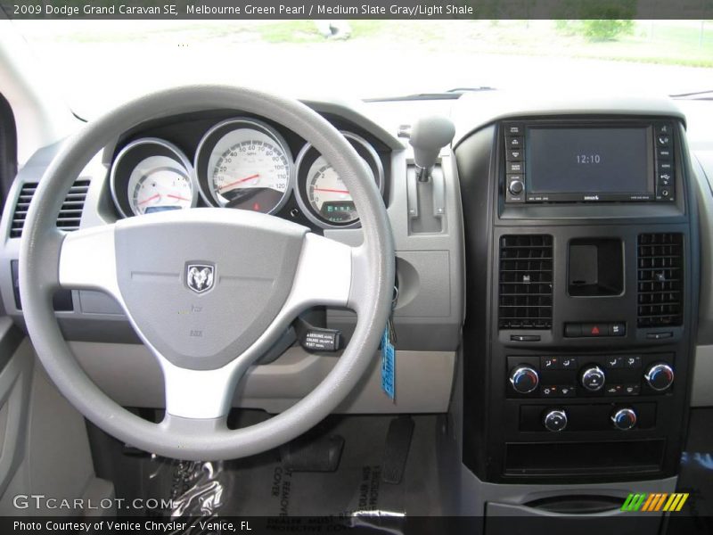 Melbourne Green Pearl / Medium Slate Gray/Light Shale 2009 Dodge Grand Caravan SE