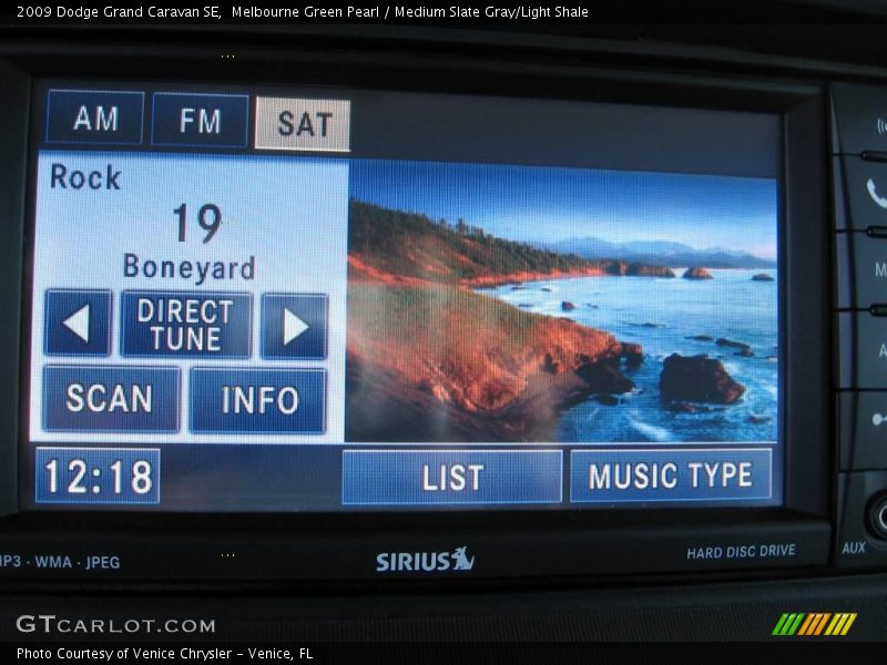 Melbourne Green Pearl / Medium Slate Gray/Light Shale 2009 Dodge Grand Caravan SE