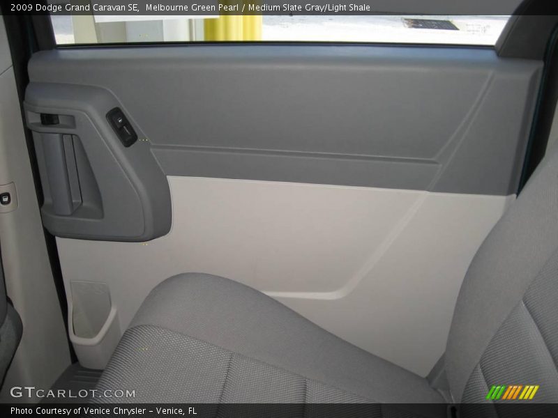 Melbourne Green Pearl / Medium Slate Gray/Light Shale 2009 Dodge Grand Caravan SE
