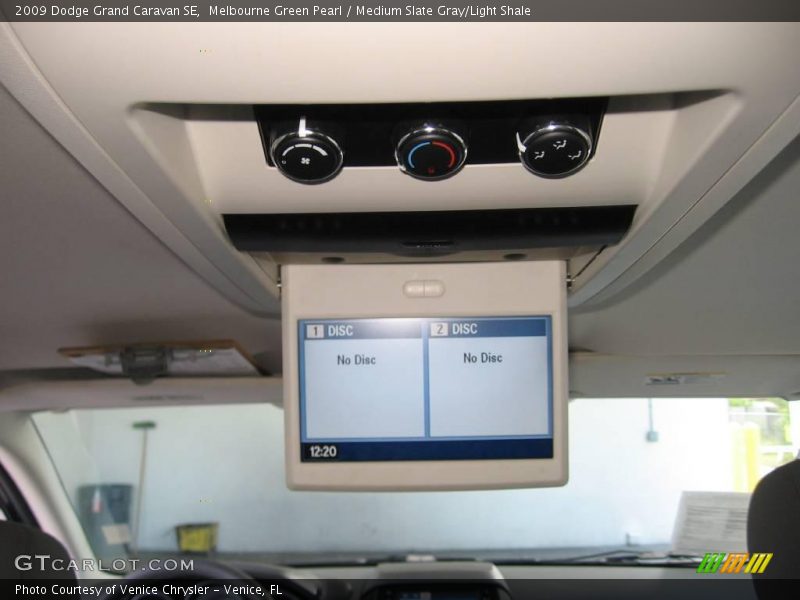 Melbourne Green Pearl / Medium Slate Gray/Light Shale 2009 Dodge Grand Caravan SE