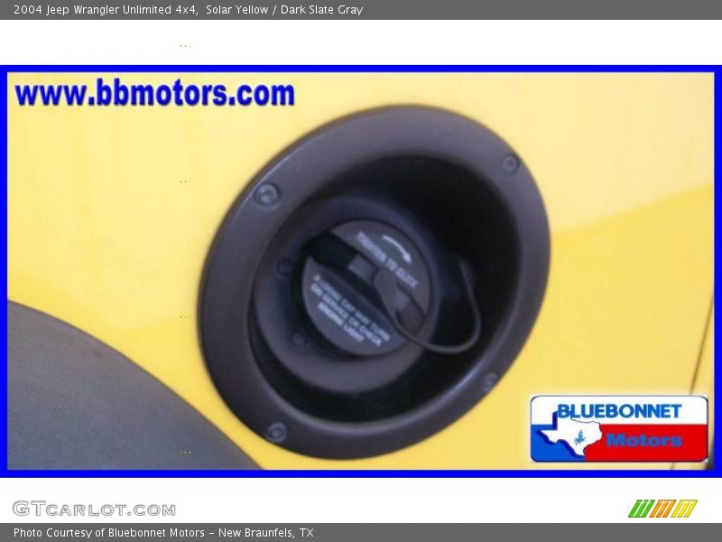 Solar Yellow / Dark Slate Gray 2004 Jeep Wrangler Unlimited 4x4