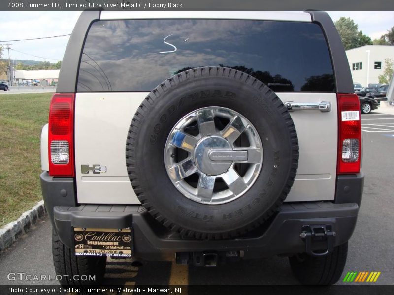 Limited Ultra Silver Metallic / Ebony Black 2008 Hummer H3