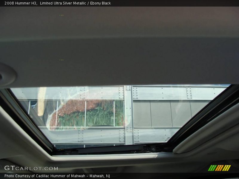 Limited Ultra Silver Metallic / Ebony Black 2008 Hummer H3