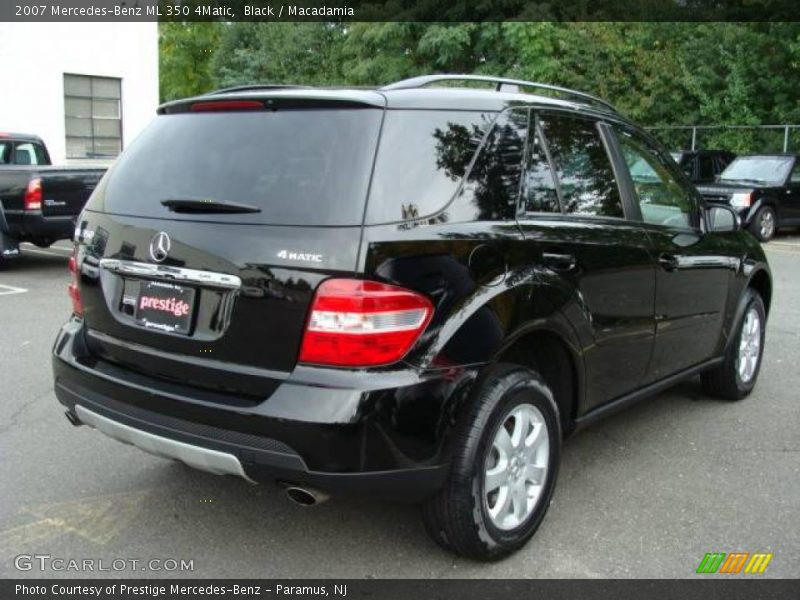 Black / Macadamia 2007 Mercedes-Benz ML 350 4Matic