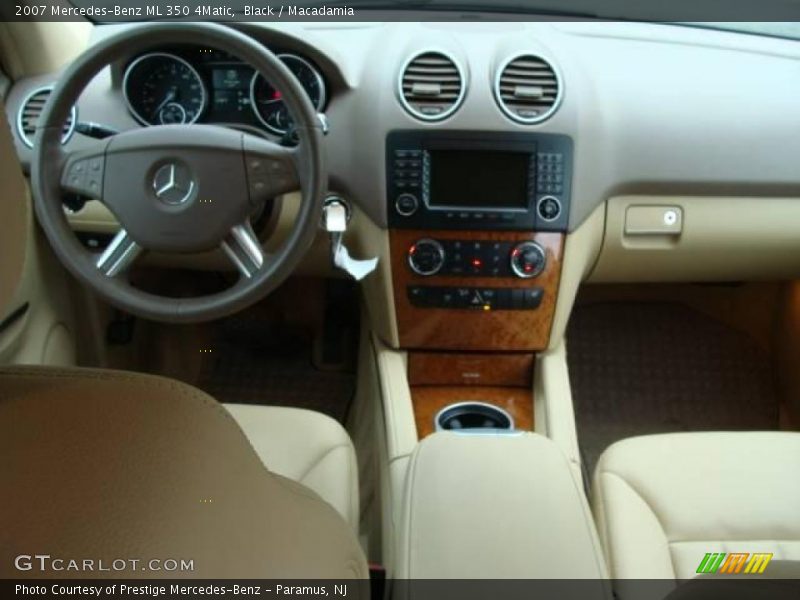 Black / Macadamia 2007 Mercedes-Benz ML 350 4Matic