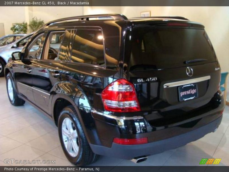 Black / Macadamia 2007 Mercedes-Benz GL 450