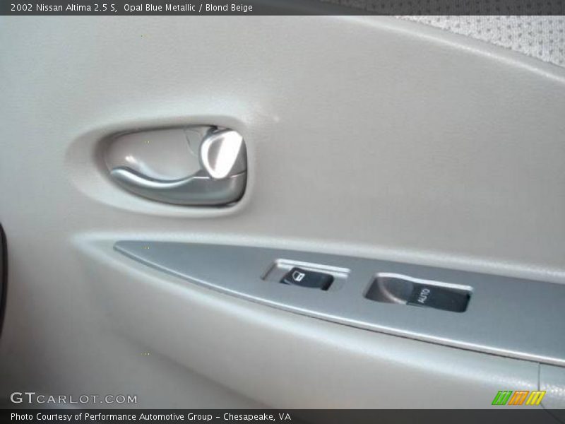 Opal Blue Metallic / Blond Beige 2002 Nissan Altima 2.5 S