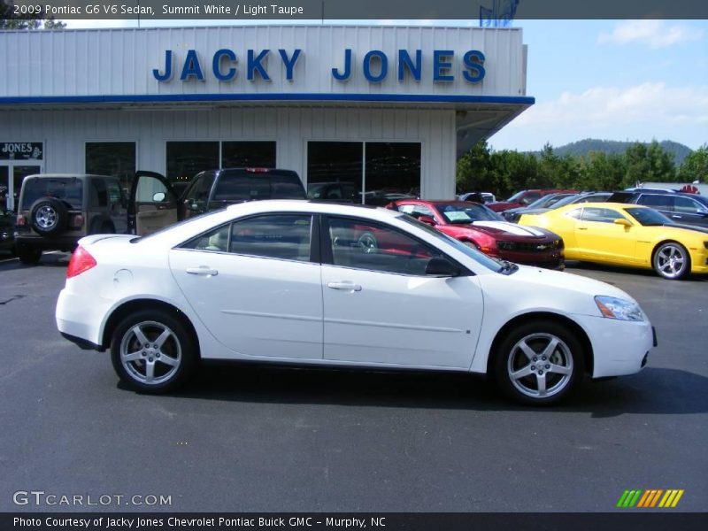 Summit White / Light Taupe 2009 Pontiac G6 V6 Sedan