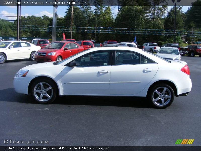 Summit White / Light Taupe 2009 Pontiac G6 V6 Sedan