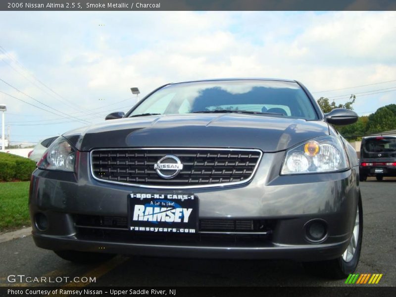 Smoke Metallic / Charcoal 2006 Nissan Altima 2.5 S