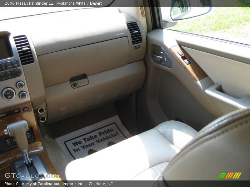 Avalanche White / Desert 2006 Nissan Pathfinder LE