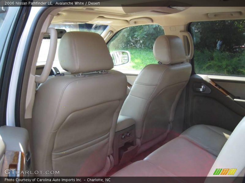 Avalanche White / Desert 2006 Nissan Pathfinder LE