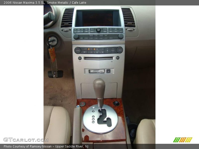 Smoke Metallic / Cafe Latte 2006 Nissan Maxima 3.5 SL