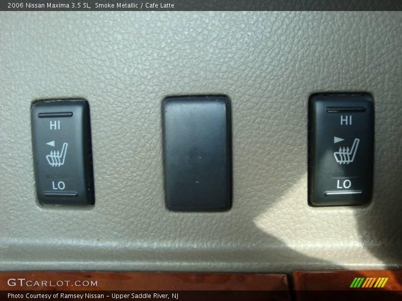 Smoke Metallic / Cafe Latte 2006 Nissan Maxima 3.5 SL
