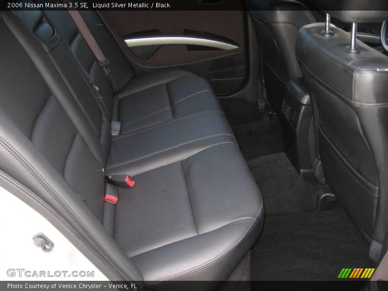 Liquid Silver Metallic / Black 2006 Nissan Maxima 3.5 SE
