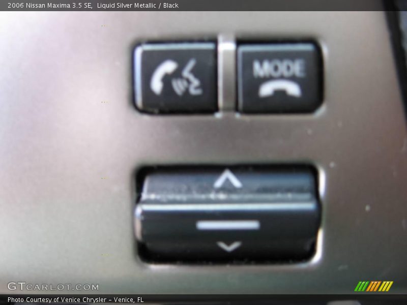 Liquid Silver Metallic / Black 2006 Nissan Maxima 3.5 SE