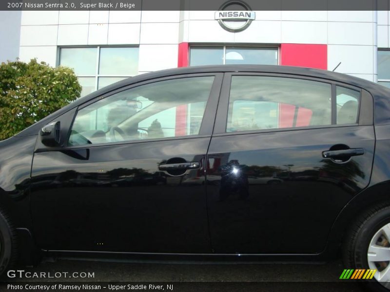 Super Black / Beige 2007 Nissan Sentra 2.0