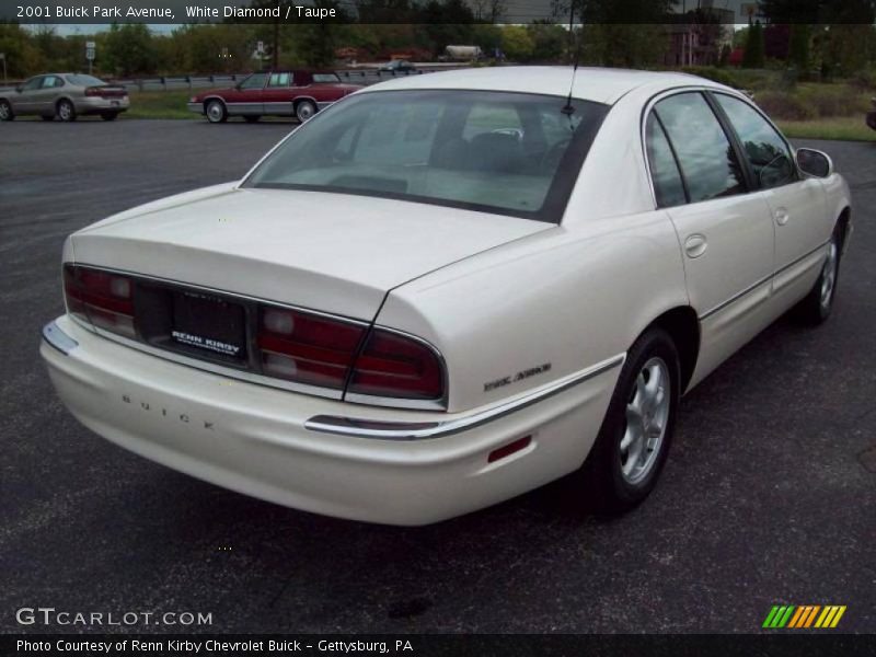 White Diamond / Taupe 2001 Buick Park Avenue