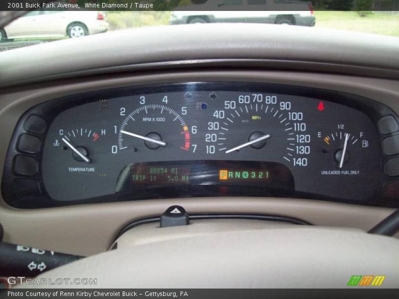 White Diamond / Taupe 2001 Buick Park Avenue
