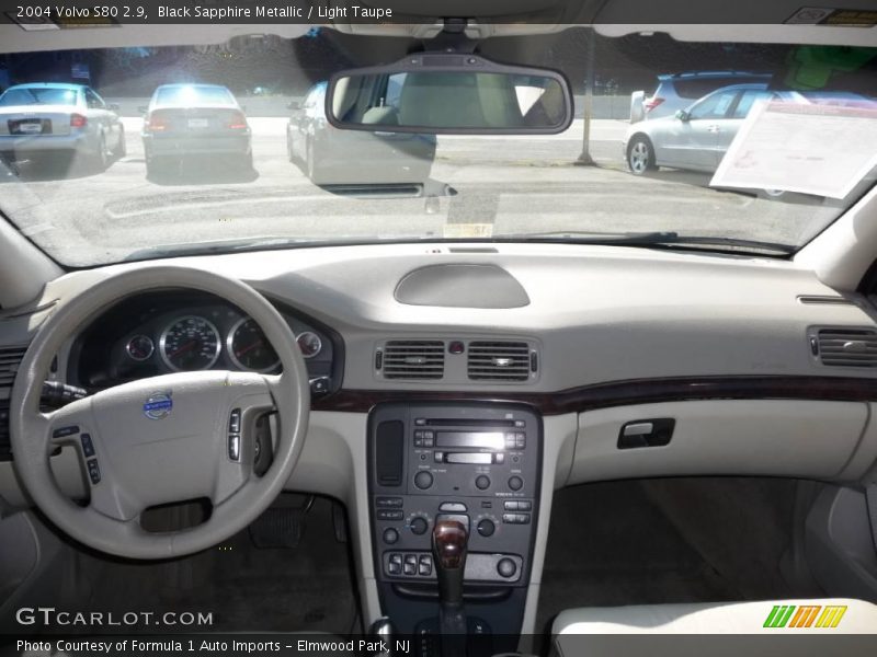 Black Sapphire Metallic / Light Taupe 2004 Volvo S80 2.9