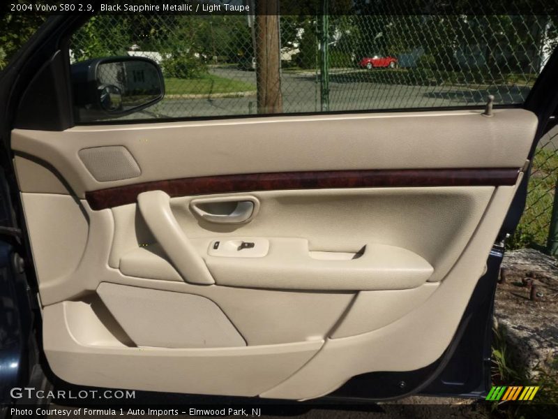 Black Sapphire Metallic / Light Taupe 2004 Volvo S80 2.9