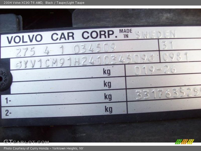 Black / Taupe/Light Taupe 2004 Volvo XC90 T6 AWD