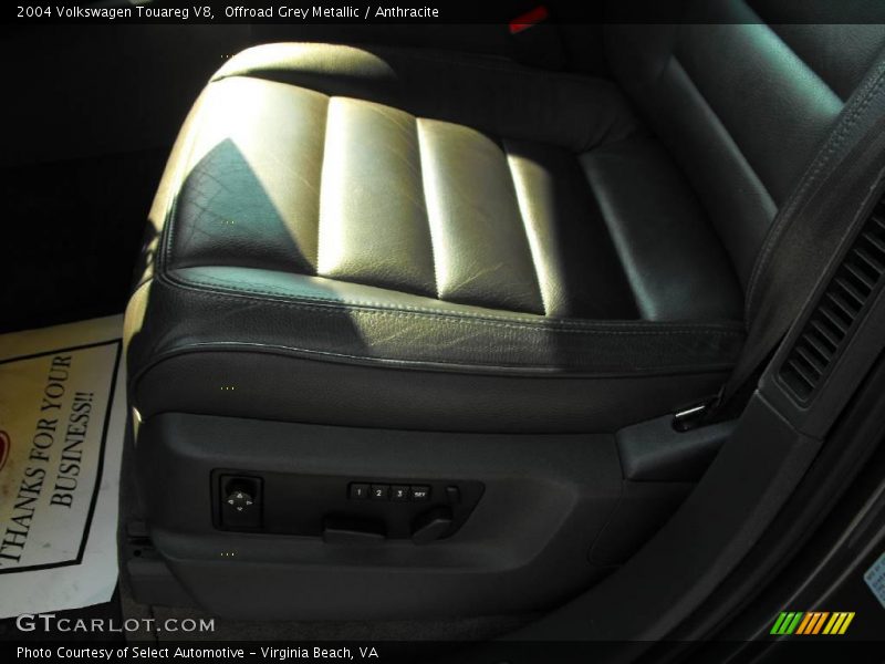 Offroad Grey Metallic / Anthracite 2004 Volkswagen Touareg V8