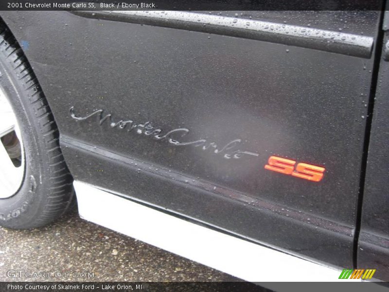 Black / Ebony Black 2001 Chevrolet Monte Carlo SS