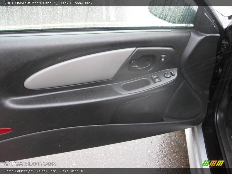 Black / Ebony Black 2001 Chevrolet Monte Carlo SS