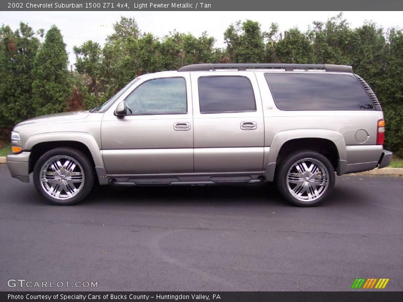 Light Pewter Metallic / Tan 2002 Chevrolet Suburban 1500 Z71 4x4