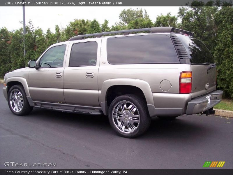 Light Pewter Metallic / Tan 2002 Chevrolet Suburban 1500 Z71 4x4