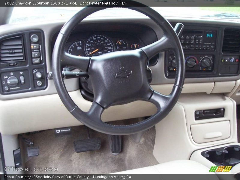 Light Pewter Metallic / Tan 2002 Chevrolet Suburban 1500 Z71 4x4