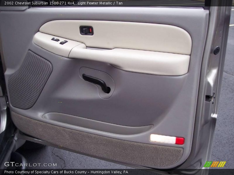 Light Pewter Metallic / Tan 2002 Chevrolet Suburban 1500 Z71 4x4