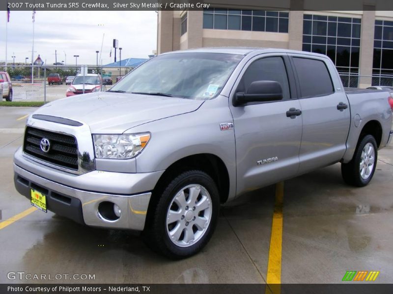 Silver Sky Metallic / Graphite Gray 2007 Toyota Tundra SR5 CrewMax