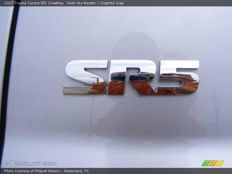 Silver Sky Metallic / Graphite Gray 2007 Toyota Tundra SR5 CrewMax
