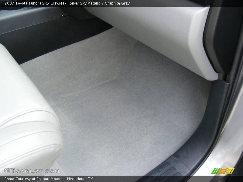 Silver Sky Metallic / Graphite Gray 2007 Toyota Tundra SR5 CrewMax