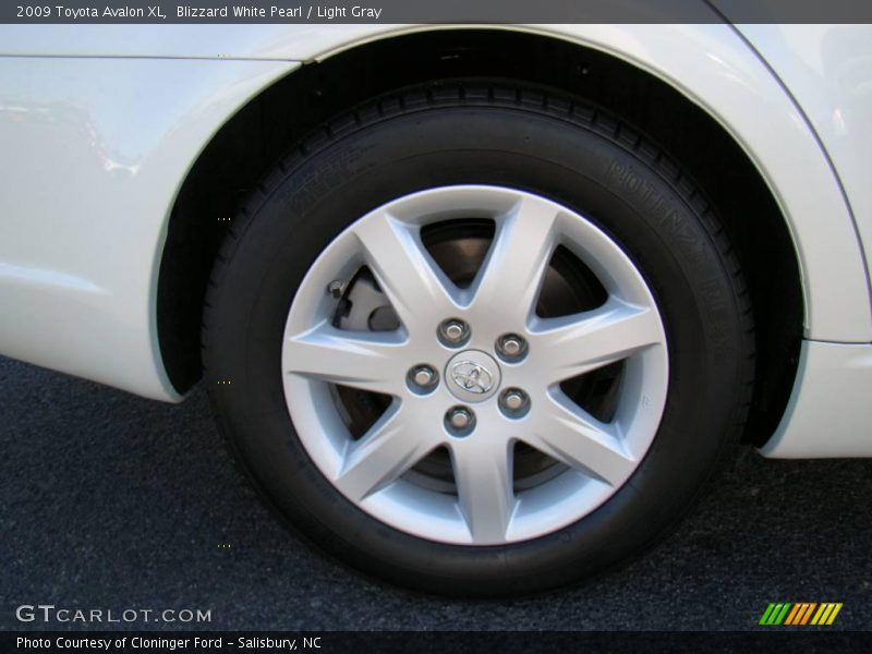 Blizzard White Pearl / Light Gray 2009 Toyota Avalon XL
