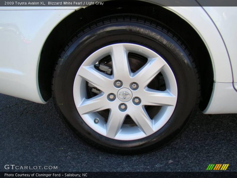 Blizzard White Pearl / Light Gray 2009 Toyota Avalon XL